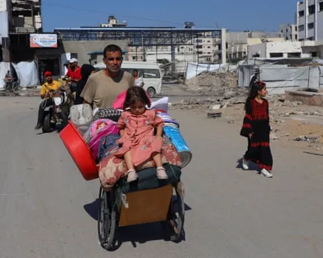 Escaping from Destruction to Death: Gaza City Residents Grapple with Impossible Decision